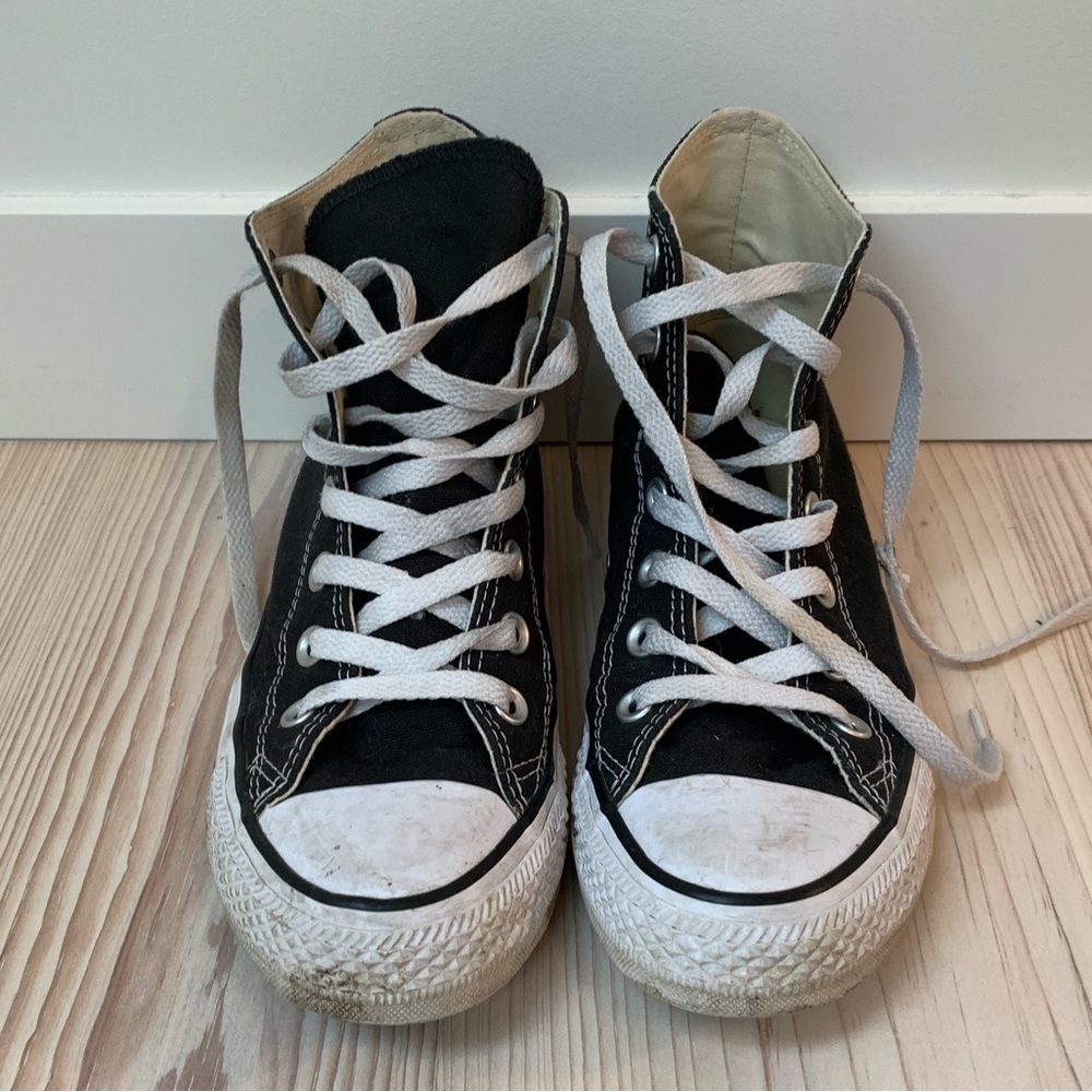 black converse all star high tops